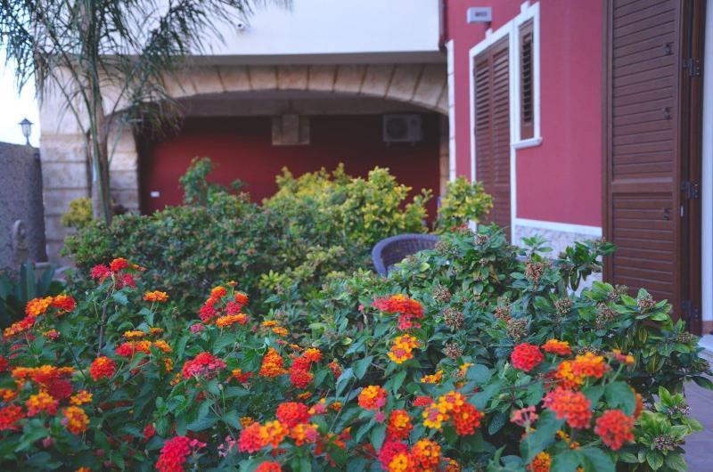 Bed and Breakfast Il Quadrifoglio Trapani Exterior foto